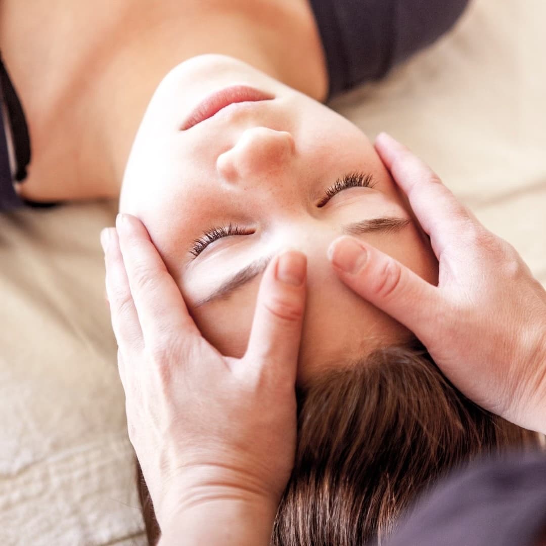 Reiki healing session in Livingston, West Lothian